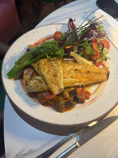 Photo of Grand Sultan - 15 Savoy Cres, Milton Keynes MK9 3PU